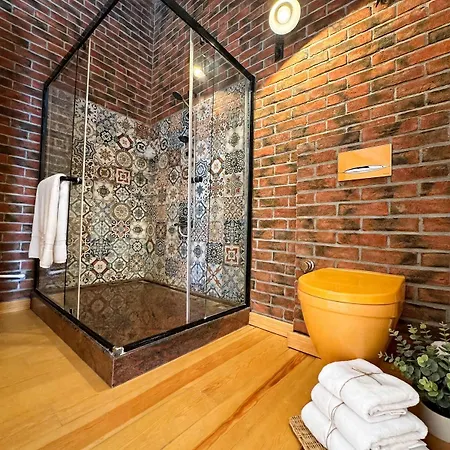 Private With Pool 150 M From The Sea - 4 Bathrooms - 8 People Villa