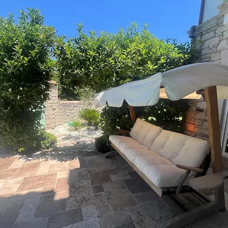 Private With Pool 150 M From The Sea - 4 Bathrooms - 8 People Villa Çeşme