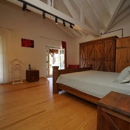 Villa Private With Pool 150 M From The Sea - 4 Bathrooms - 8 People *