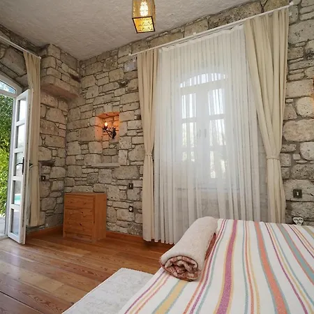 Villa Private With Pool 150 M From The Sea - 4 Bathrooms - 8 People